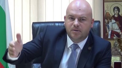 Кметът на Сопот Деян Дойнов ще трябва да плати глоба