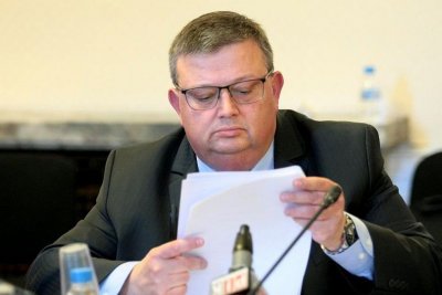 Председателят на КПКОНПИ Сотир Цацаров изпрати писмо до председателя на