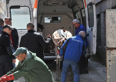 Шок: Социална работничка откри скелет на мъж в апартамент в Добрич