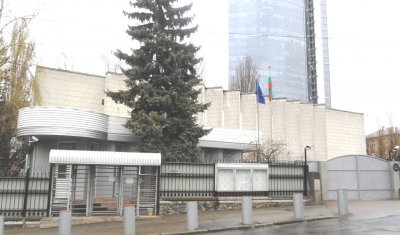 Затвори българското консулство в Киев 