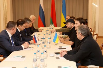 Мирните преговори между украинска и руска делегации продължават Tова съобщи