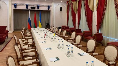 Украинската делегация пристигна за преговори край Припят