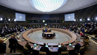 НАТО свика извънредно заседание