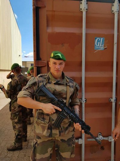 25 годишният френски легионер Даниел Горанов е един от четиримата задържани