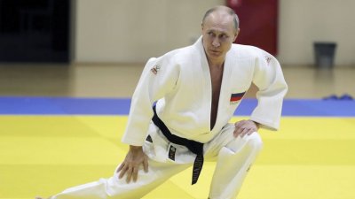 Путин остана без черен колан по таекуондо