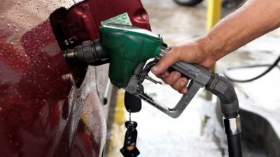 Цената на бензина в България се е вдигнала с 0 40 лв
