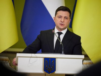 Украинският президент Володимир Зеленски изрази готовност да проведе преговори за статута