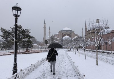 Учебните занятия в училищата и университетите в Истанбул ще бъдат