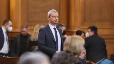Партия Възраждане настоява министър председателят Кирил Петков да възложи проверка