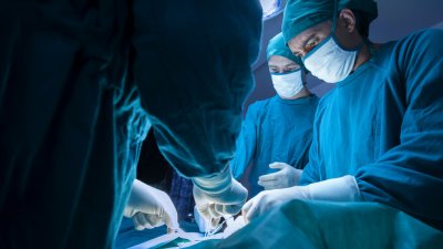Малшанс: Почина мъжът с трансплантирано сърце от генномодифицирано прасе
