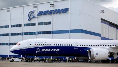 Американският самолетостроител Боинг Boeing е спрял закупуването на руски титан