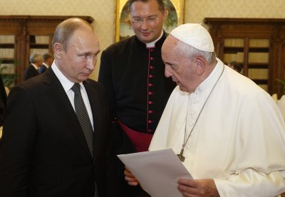 Папа Франциск днес заклейми войната в Украйна като каза че