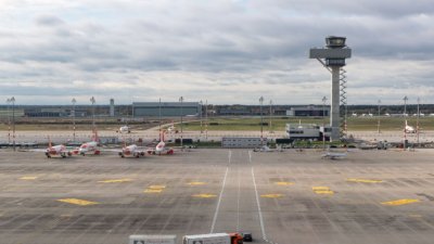 Стотици отменени полети от и до Германия