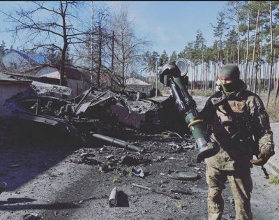 Украинските военни сили нанесоха наказателен удар на летището в Херсон