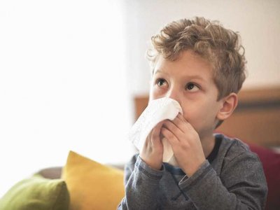 Вирусна пневмония поваля деца в Дупница само за седмица детско