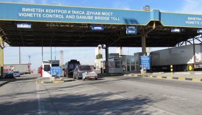 Пак спипаха корумпиран граничар на "Дунав мост"