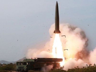 Изстреляната от Северна Корея ракета е паднала в ексклузивната икономическа