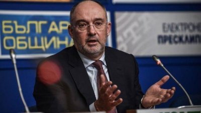 НОВИНА: БФС отмъсти на Бербатов, прокуди Петър Величков