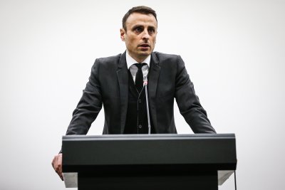 Бившият капитан на България Димитър Бербатов е сезирал ФИФА за