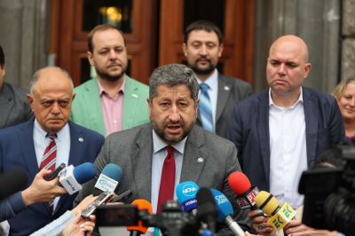 Парламентарната група на Демократична България внесе проект на решение за