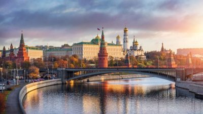 Русия обяви 45 дипломати за персона нон грата 