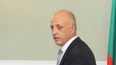 Шефът на НСО отрича да е насилвал човек в столичен парк