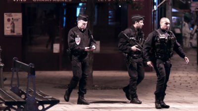 Френската полиция е арестувала мъж по подозрение че е оставил