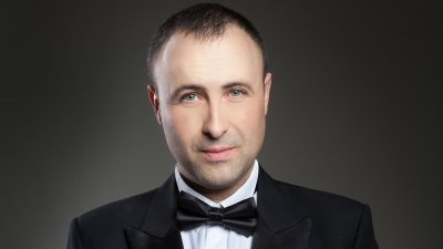 Актьорът и певец Руслан Мъйнов с остър коментар за войната