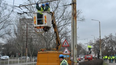 Светофарите в Русе спират през април