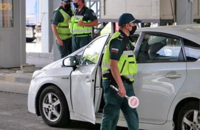 Три автомобила обявени за издирване са задържани на граничните пунктове