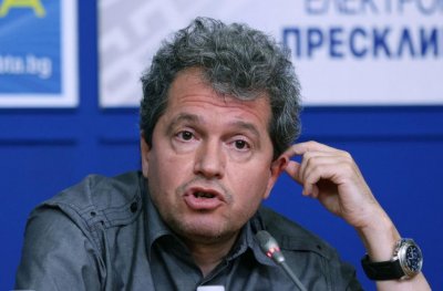 Тошко Йорданов: Няма да оттеглим Любомир Каримански
