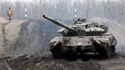 Киев призова за евакуация от Донбас след като руските сили