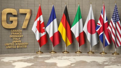 Страните от Г 7 поискаха в обща декларация Русия да бъде