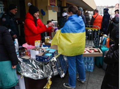 Между 10 и 18 ч днес стотици украински семейства ще