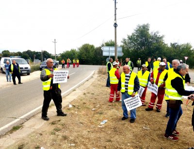 България пак под блокада, пътните строители отново излизат на възлови участъци