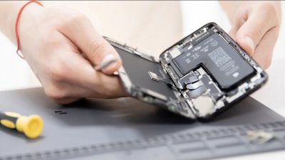 Пробив: В САЩ човек вече може сам да си поправя айфона