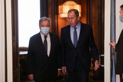 В Москва Гутериш призова за прекратяване на огъня