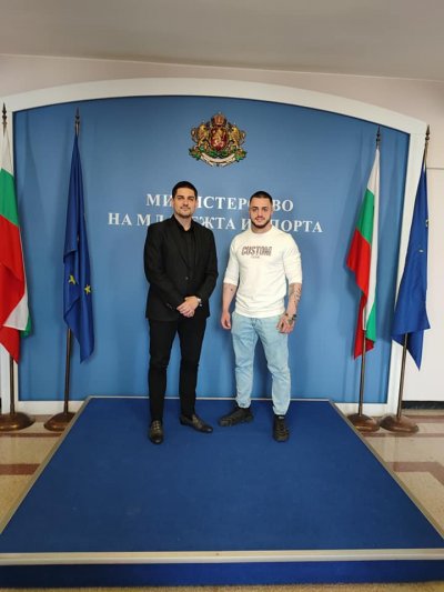 Министърът на спорта Радостин Василев се срещна със световния шампион