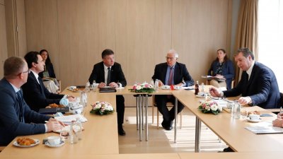 Разговорите между Белград и Прищина ще бъдат подновени на ниво
