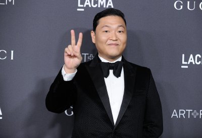 Сай казва сбогом на "Gangnam Style" с новия си албум