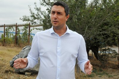 Кметът на Царево като Марк Рюте