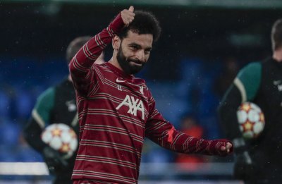 Нападателят на Ливърпул Мохамед Салах реагира след края на мача