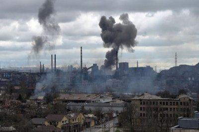 Атаките срещу Металургичният завод в Мариупол са били възобновени съобщава