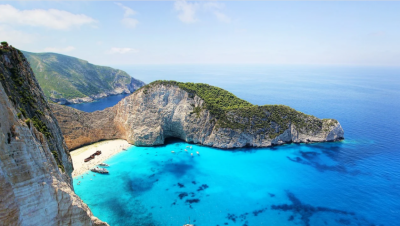 Гърция е подготвила подкрепа за безплатни почивки на работещи и