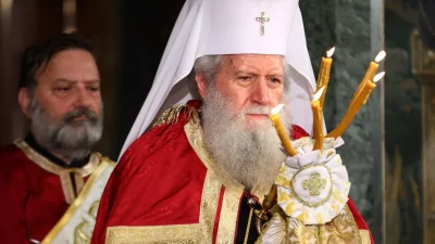 Патриарх Неофит претърпя инцидент 76 годишният глава на Българската православна