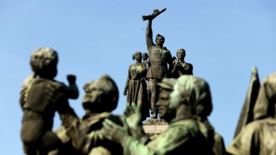 Полицията охранява Паметника на Съветската армия по молба на руското