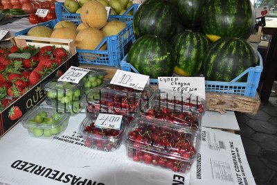 Само 20 лв струва килограм български череши на хасковския зеленчуков