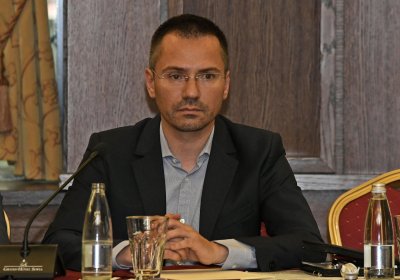 Ангел Джамбазки: Натискът към България за Македония идва от САЩ и ЕС