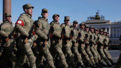 Русия планира да включи в армията и мъже над 40 г.