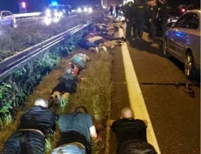Стотици фенове се биха на магистрала в Хърватия, полиция използва бойни патрони